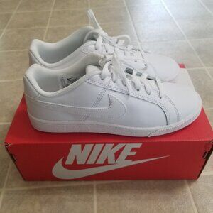 Womens Nike Court Royal Shoes NWT